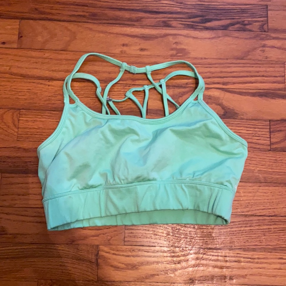 Fabletics sportsbra